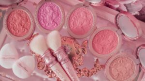 Чим вирізняються тіні для повік Flower Knows