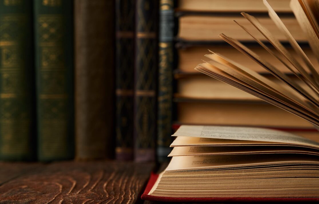 Операционные ритмы книжного магазина: что происходит за кулисами