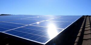 Важливі причини інвестувати в якісні сонячні електростанції для бізнесу